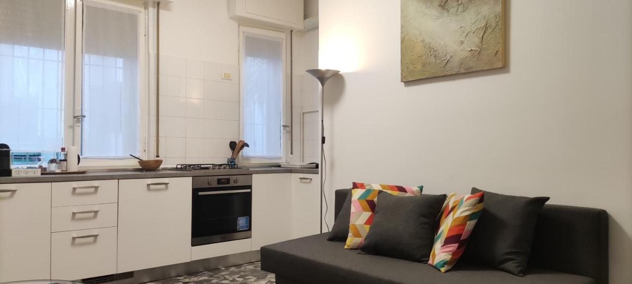 Melaverdeflat Milano Porta Venezia-Dateo Metro 4 Bagian luar foto
